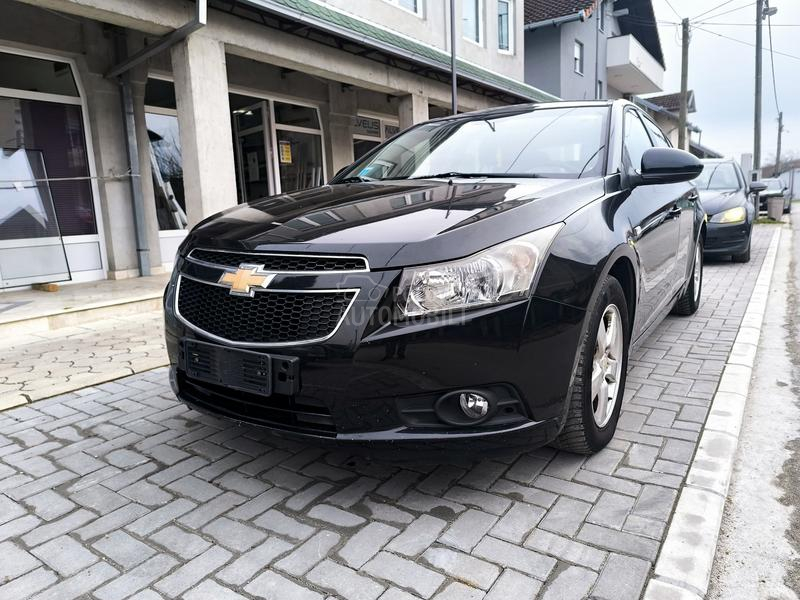 Chevrolet Cruze 1.8 TNG