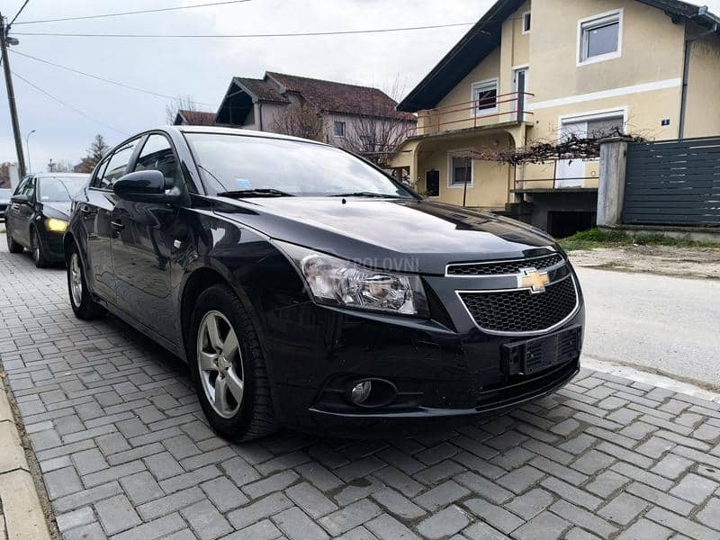 Chevrolet Cruze 1.8 TNG