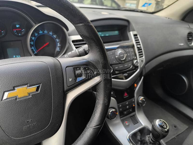 Chevrolet Cruze 1.8 TNG