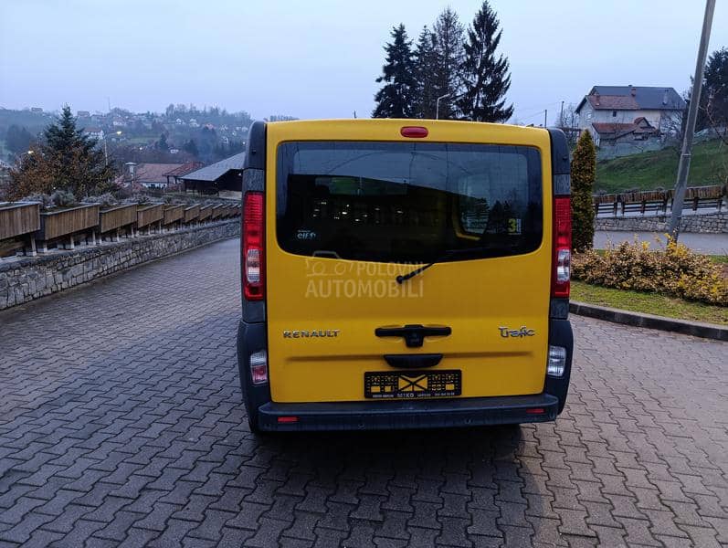 Renault Trafic 2.5