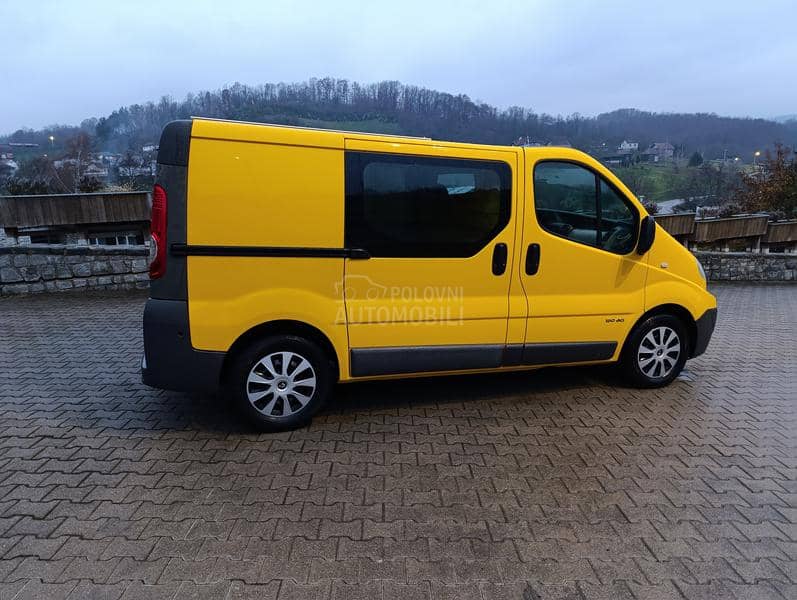 Renault Trafic 2.5