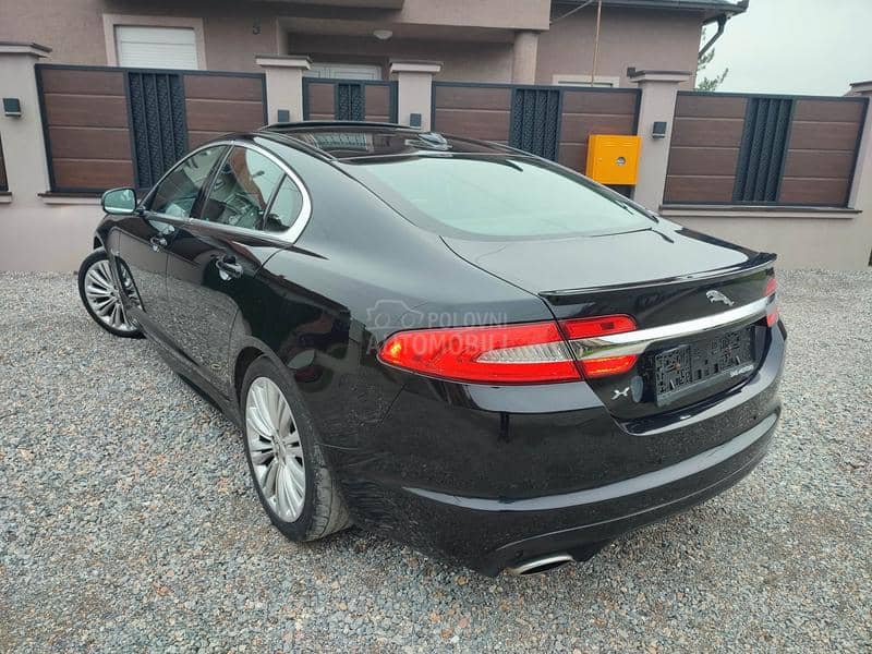 Jaguar XF 3.0 D PREMIUM LUXURY