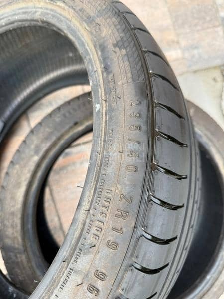 Accelera 235/40 R19 Letnja