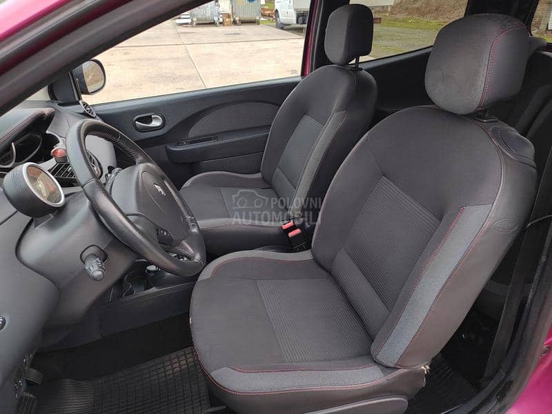 Renault Twingo 1,2i 2012 AUTO MATIK