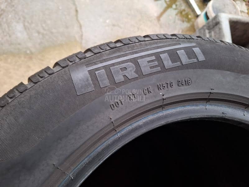 Pirelli 205/65 R17 Zimska