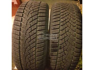 Goodyear 215/55 R17 Zimska