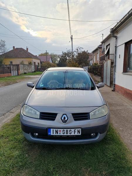 Renault Megane limuzina