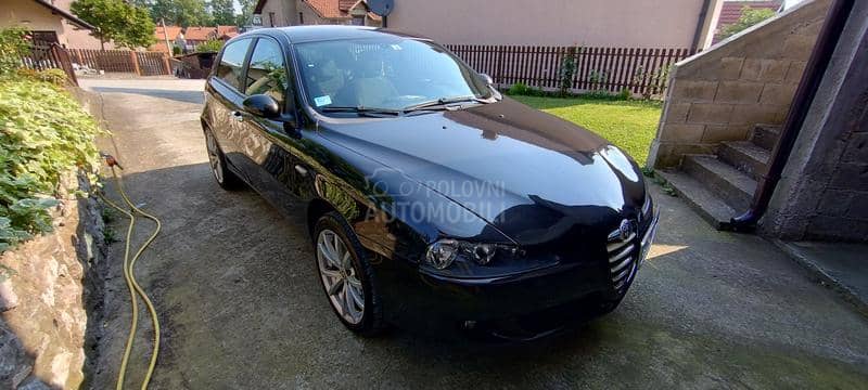 Alfa Romeo 147 