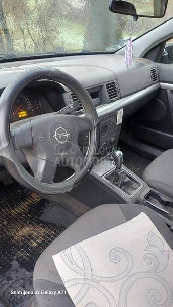 Opel Vectra C 1.8