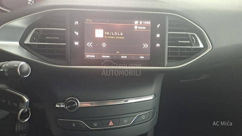 Peugeot 308 1.5 BLU NAV ALU LED