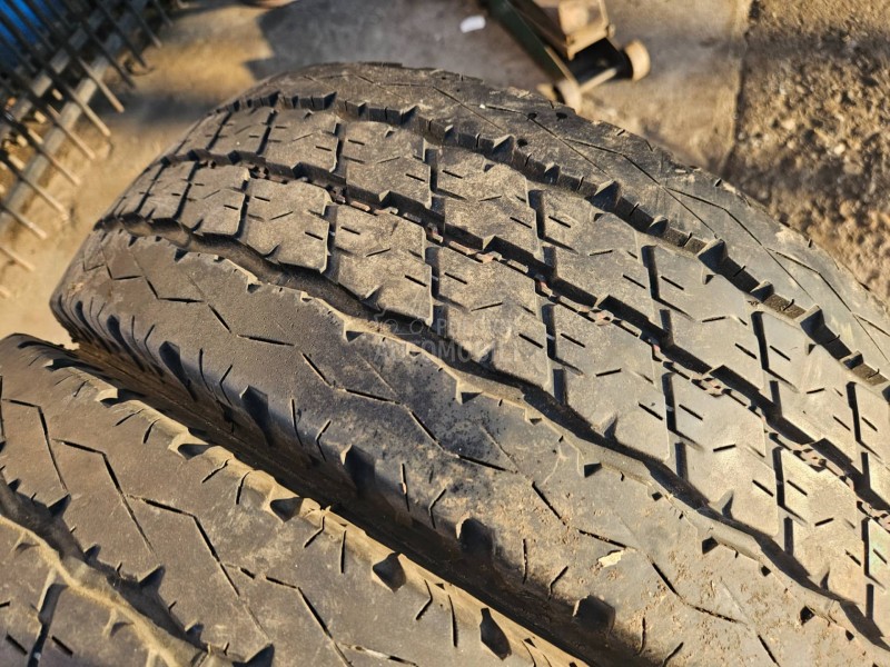 Bridgestone 215/70 R15 Letnja