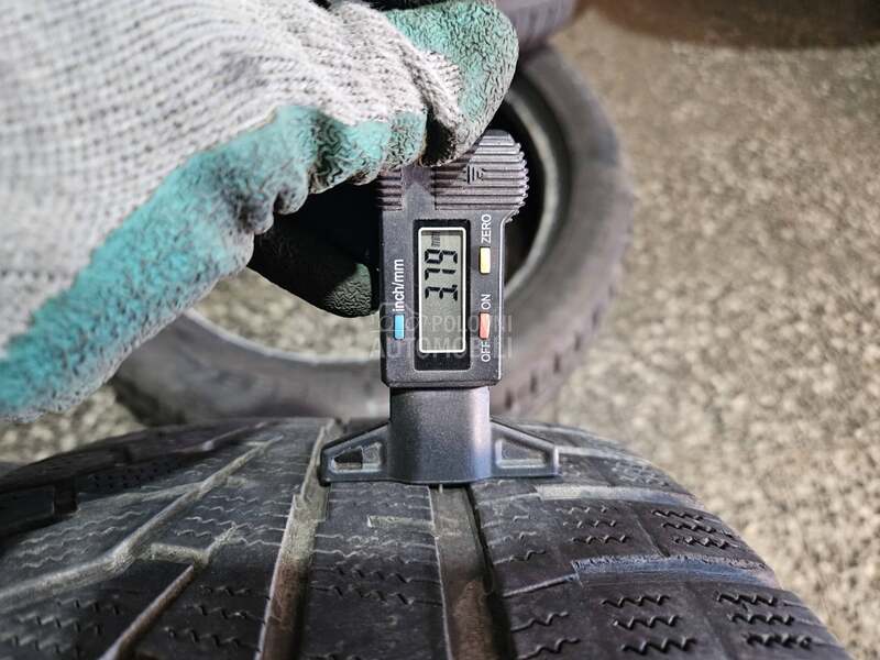 Hankook 235/45 R19 Sve sezone