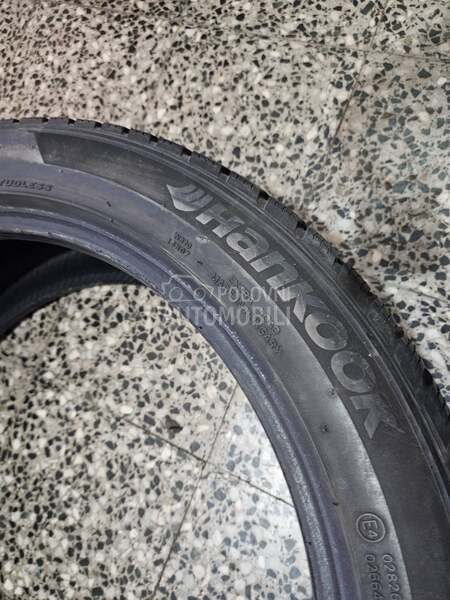Hankook 235/45 R19 Sve sezone