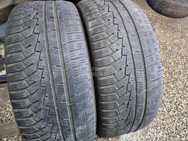 Hankook 235/45 R19 Sve sezone