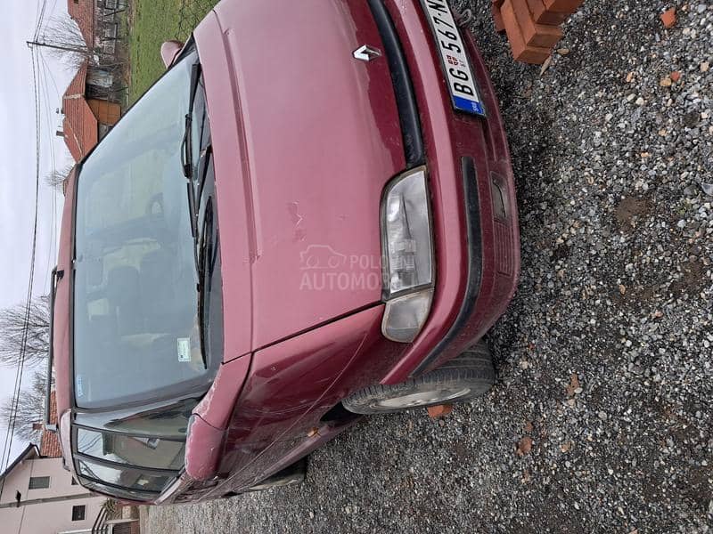 Renault Espace 2.0 8v 1999. god. -  kompletan auto u delovima
