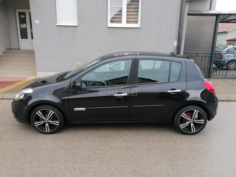 Renault Clio 1.2i EXPRESSION CH