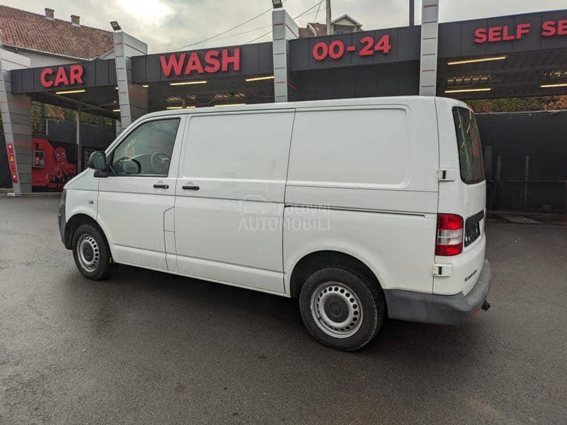 Volkswagen Transporter T5 2.0 TDI