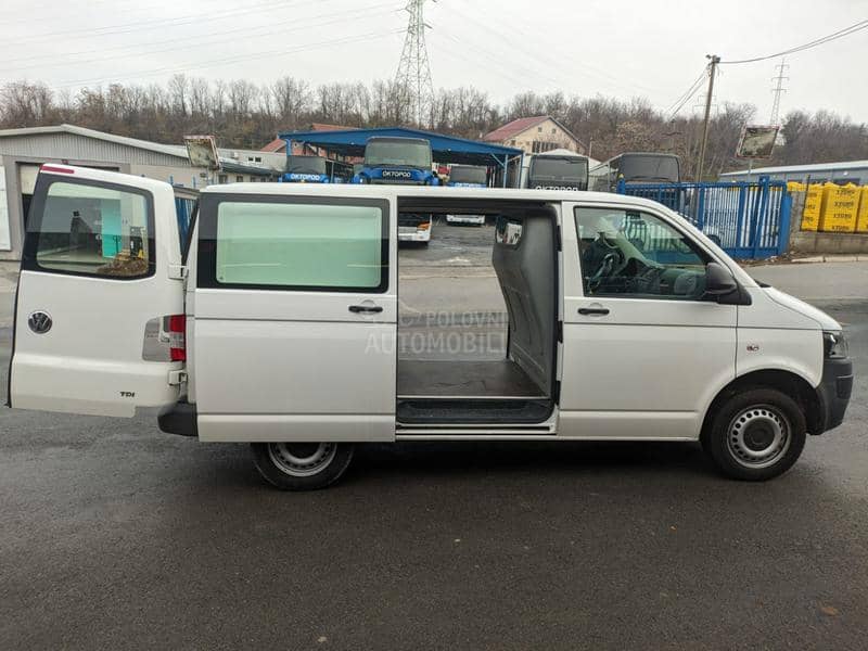 Volkswagen Transporter T5 2.0 TDI