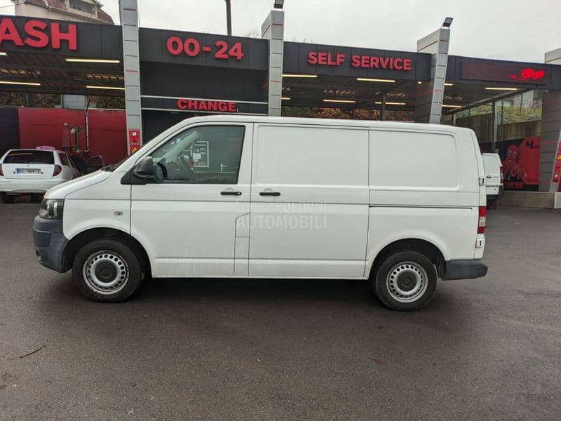 Volkswagen Transporter T5 2.0 TDI