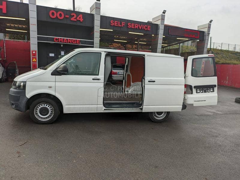 Volkswagen Transporter T5 2.0 TDI