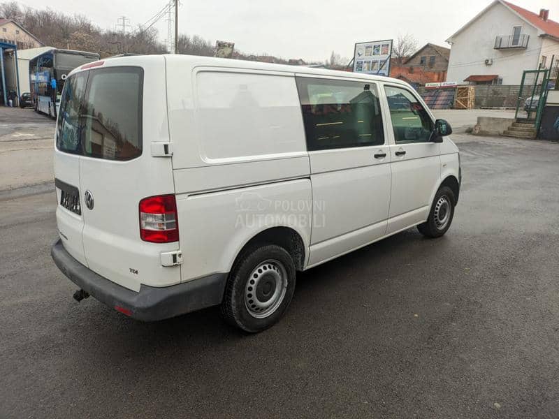 Volkswagen Transporter T5 2.0 TDI