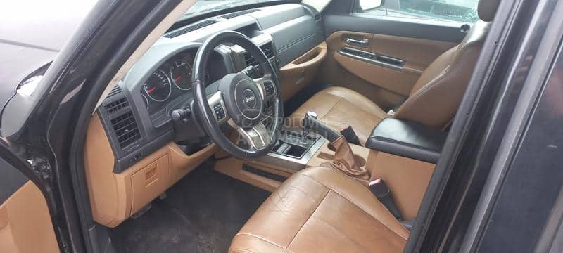 Delovi za Jeep Cherokee 2.8crd 2010. god.