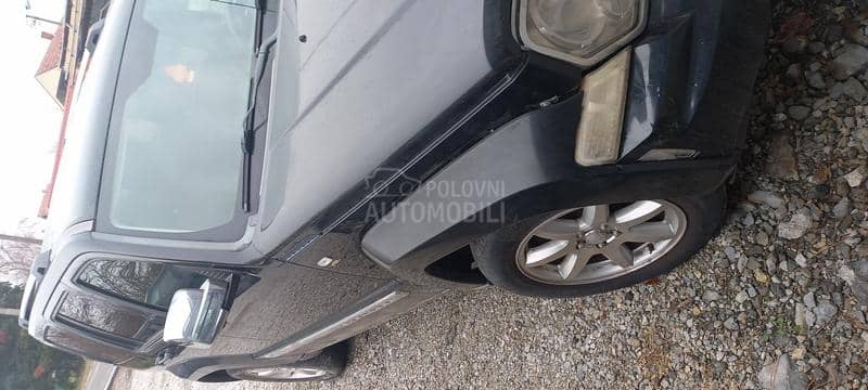 Delovi za Jeep Cherokee 2.8crd 2010. god.