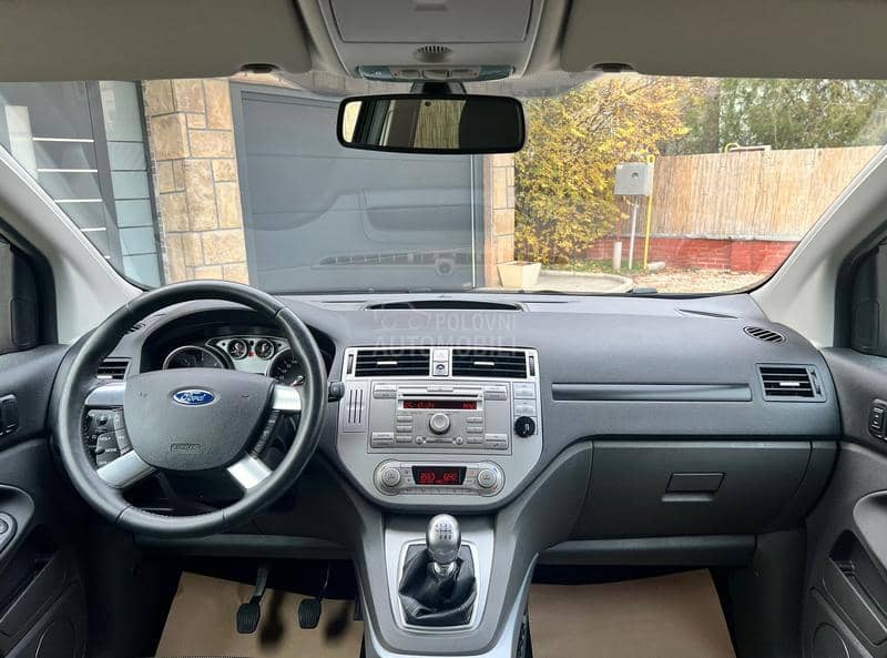 Ford Kuga 2.0TDCi /4X4/ Švajc.