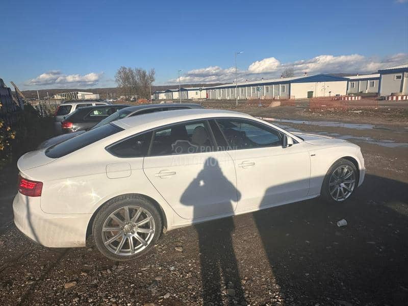 Audi A5 2.0TDI SLine