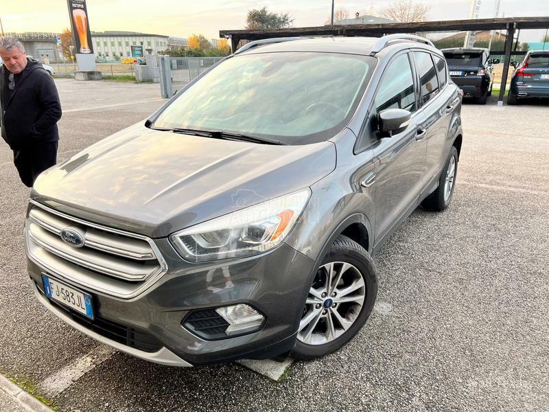 Ford Kuga AUT/NOV