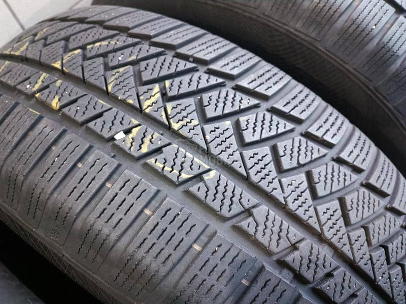 Continental 235/65 R17 Zimska