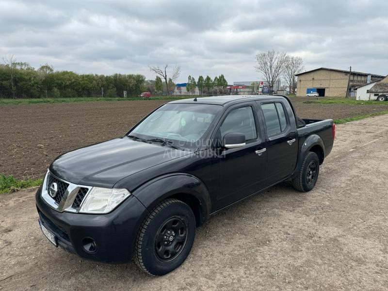 Nissan Navara 2.5