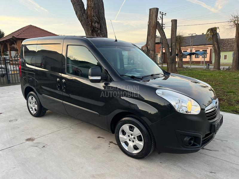 Opel Combo 1.3 CDTi SERVISNA