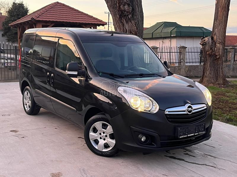 Opel Combo 1.3 CDTi SERVISNA