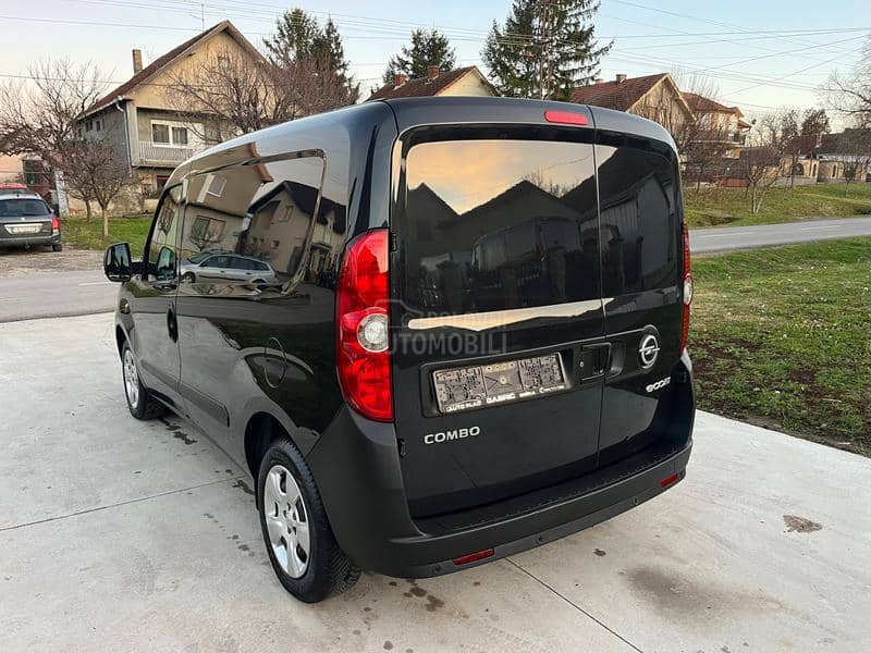 Opel Combo 1.3 CDTi SERVISNA