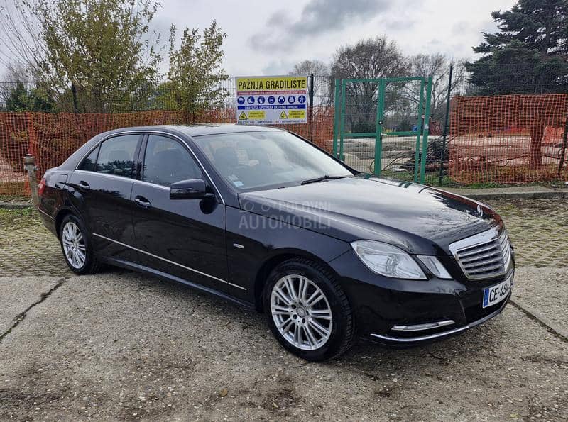 Mercedes Benz E 220 CDI BLUEEFFICINCY