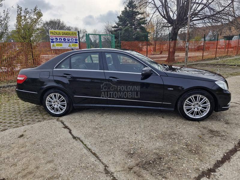 Mercedes Benz E 220 CDI BLUEEFFICINCY