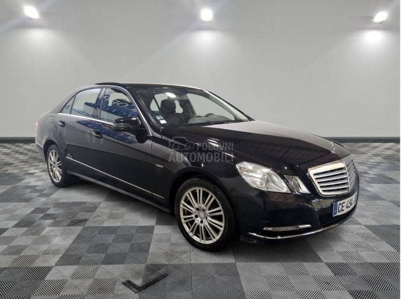 Mercedes Benz E 220 CDI BLUEEFFICINCY