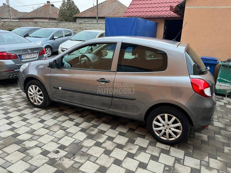 Renault Clio 1.2 16v