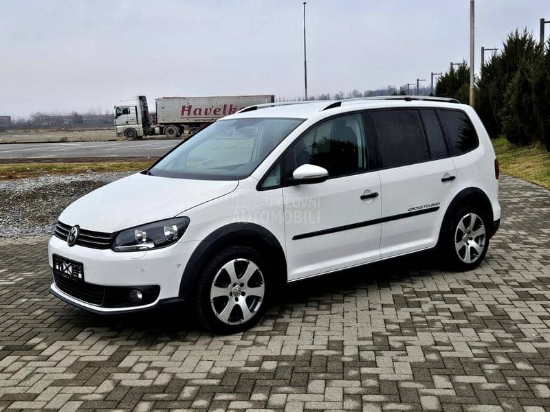 Volkswagen Touran Cross 1.4tsi iz CH