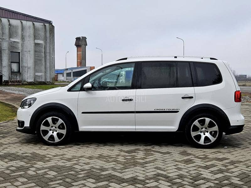 Volkswagen Touran Cross 1.4tsi iz CH