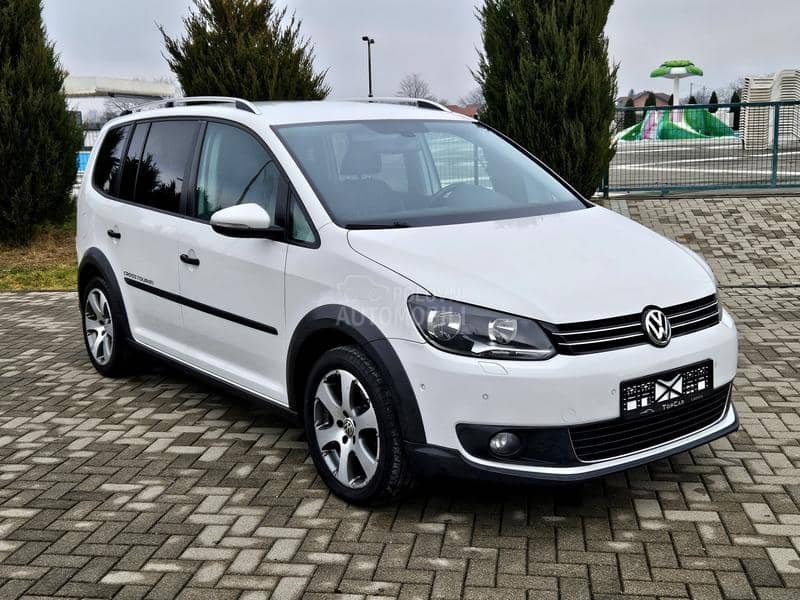 Volkswagen Touran Cross 1.4tsi iz CH