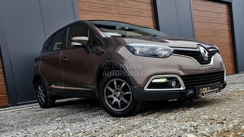 Renault Captur 0.9 TCE HELLY HANSEN