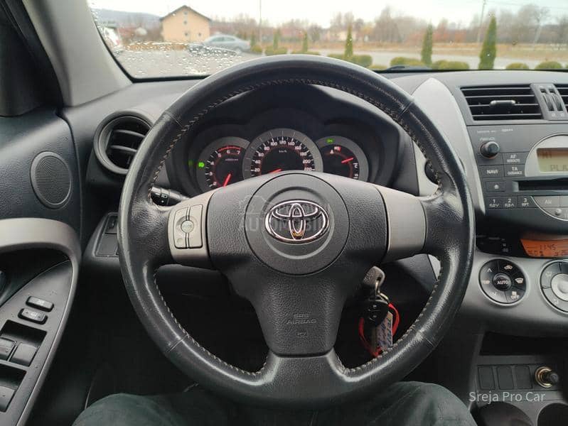 Toyota RAV 4 2.2D D4D 4X4