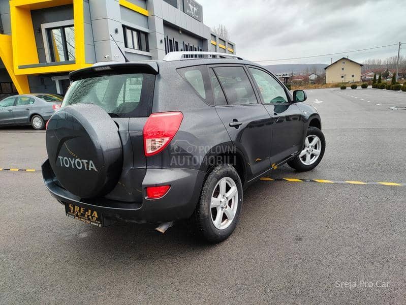 Toyota RAV 4 2.2D D4D 4X4