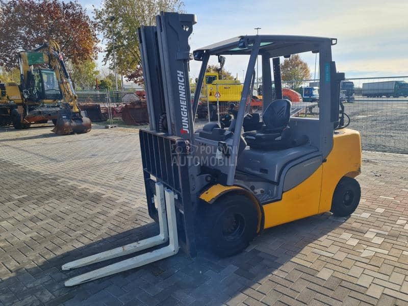 Jungheinrich TFG 435S TRIPLEX