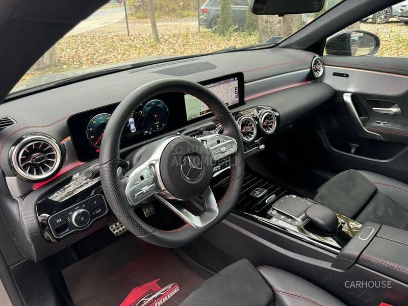 Mercedes Benz CLA 180 AMG/Pano/WideScreen