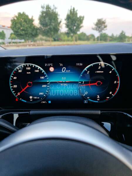 Mercedes Benz B 200 AMG