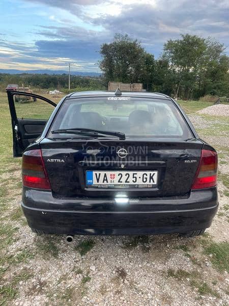 Opel Astra G 