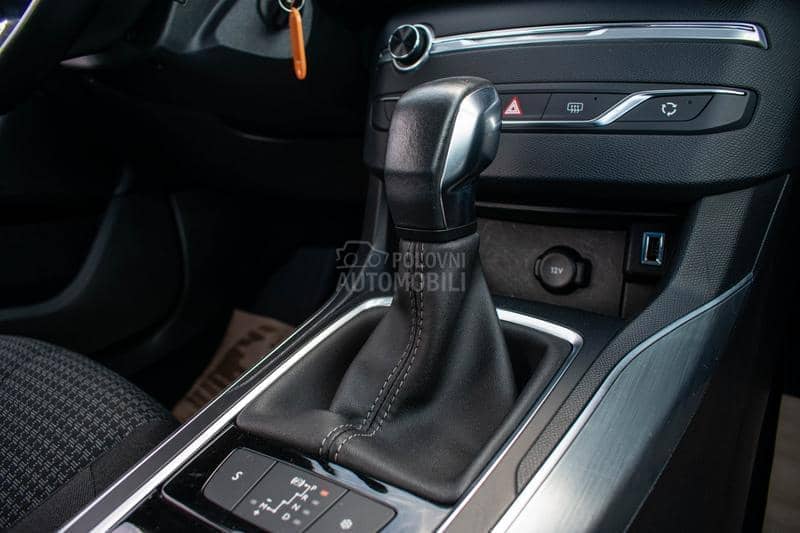 Peugeot 308 1.5  HDI Active A/T